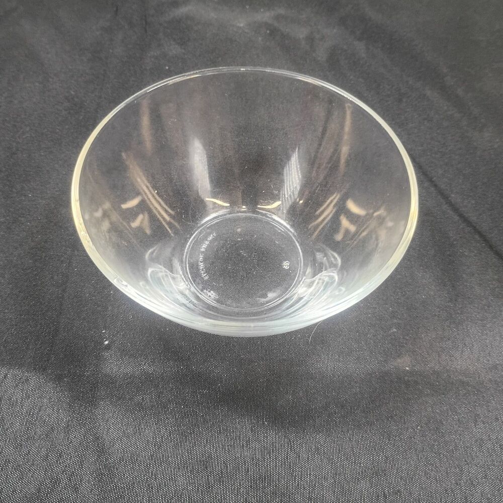 Vintage Arcoroc France, Clear Glass Cereal Bowl 5"